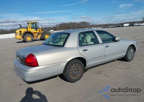 2008 Mercury Grand Marquis Gs z USA, uszkodzony, nr VIN 2MEFM74V88X610608